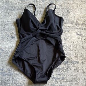 Miraclesuit Women's Belle Black One Piece Swimsuit